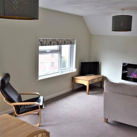 Charming 3-Bed Apartment In Talgarth Powys Brecon Exterior foto